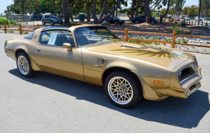 Featured Car of the Week:  1978 Pontiac Trans Am W72 Coupe Solar Gold