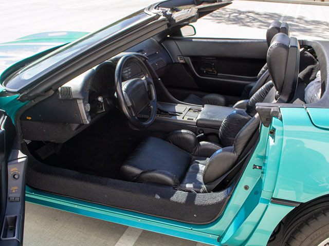 1990 turquoise corvette convertible interior