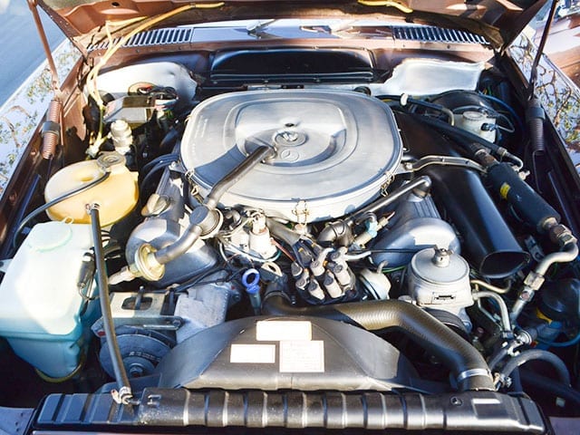 1980 brown mercedes benz 450sl motor