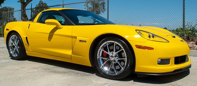 2009 yellow corvette z06 coming 1