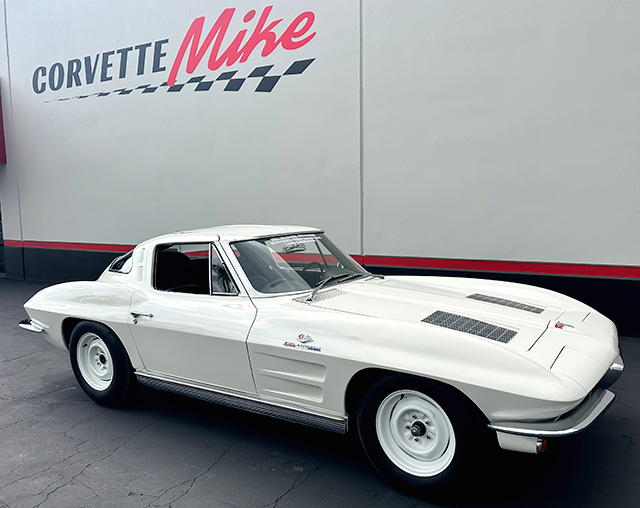 1963 White ZO6 Exterior